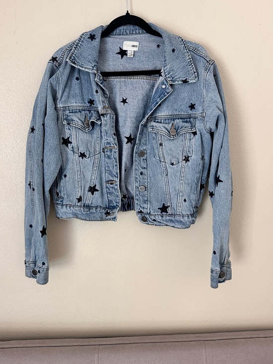 Amuse Society Jackets & Blazers - Amuse Society Light Blue Denim Jacket with Black Star Print